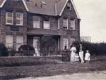 Philips Family at 24 Alfred Road 1910